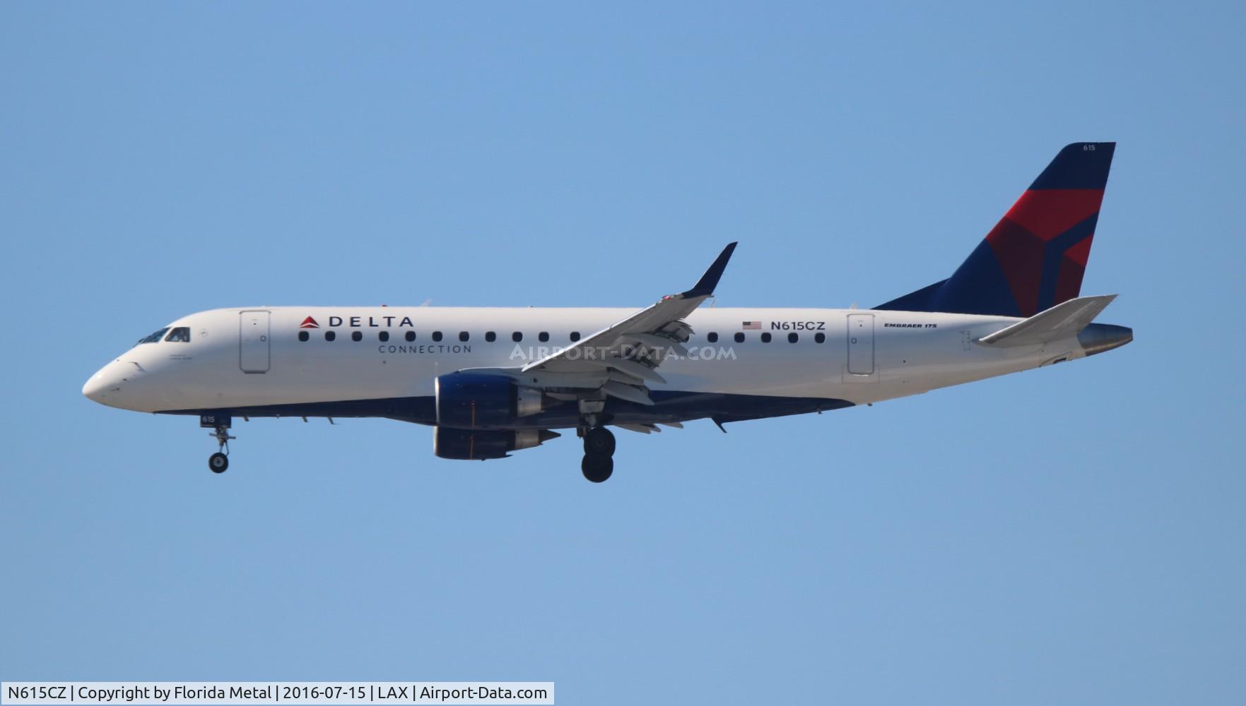 N615CZ, 2008 Embraer 175LR (ERJ-170-200LR) C/N 17000207, Delta Connection