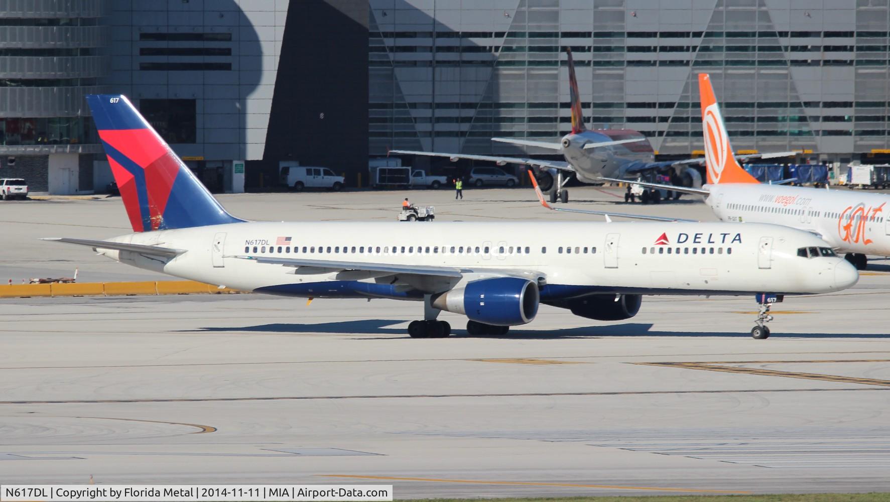 N617DL, 1986 Boeing 757-232 C/N 22907, Delta