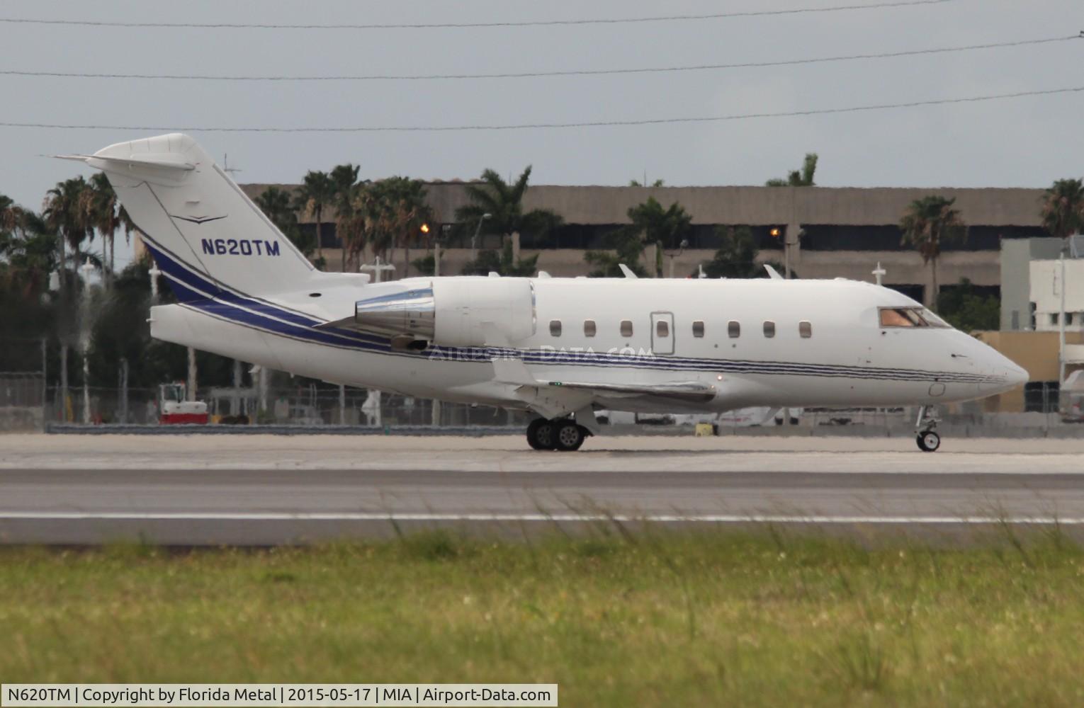 N620TM, 1999 Bombardier Challenger 604 (CL-600-2B16) C/N 5440, Challenger 604