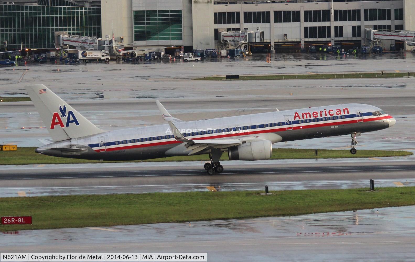 N621AM, 1990 Boeing 757-223 C/N 24579, American