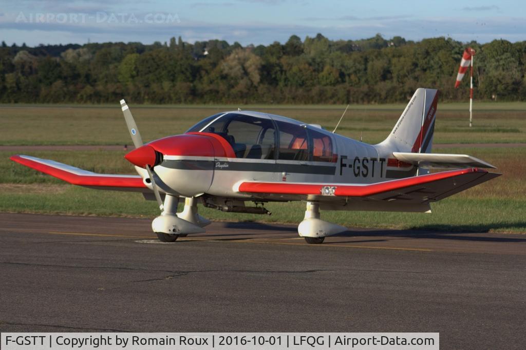 F-GSTT, 1989 Robin DR-400-120 Petit Prince C/N 1906, Parked