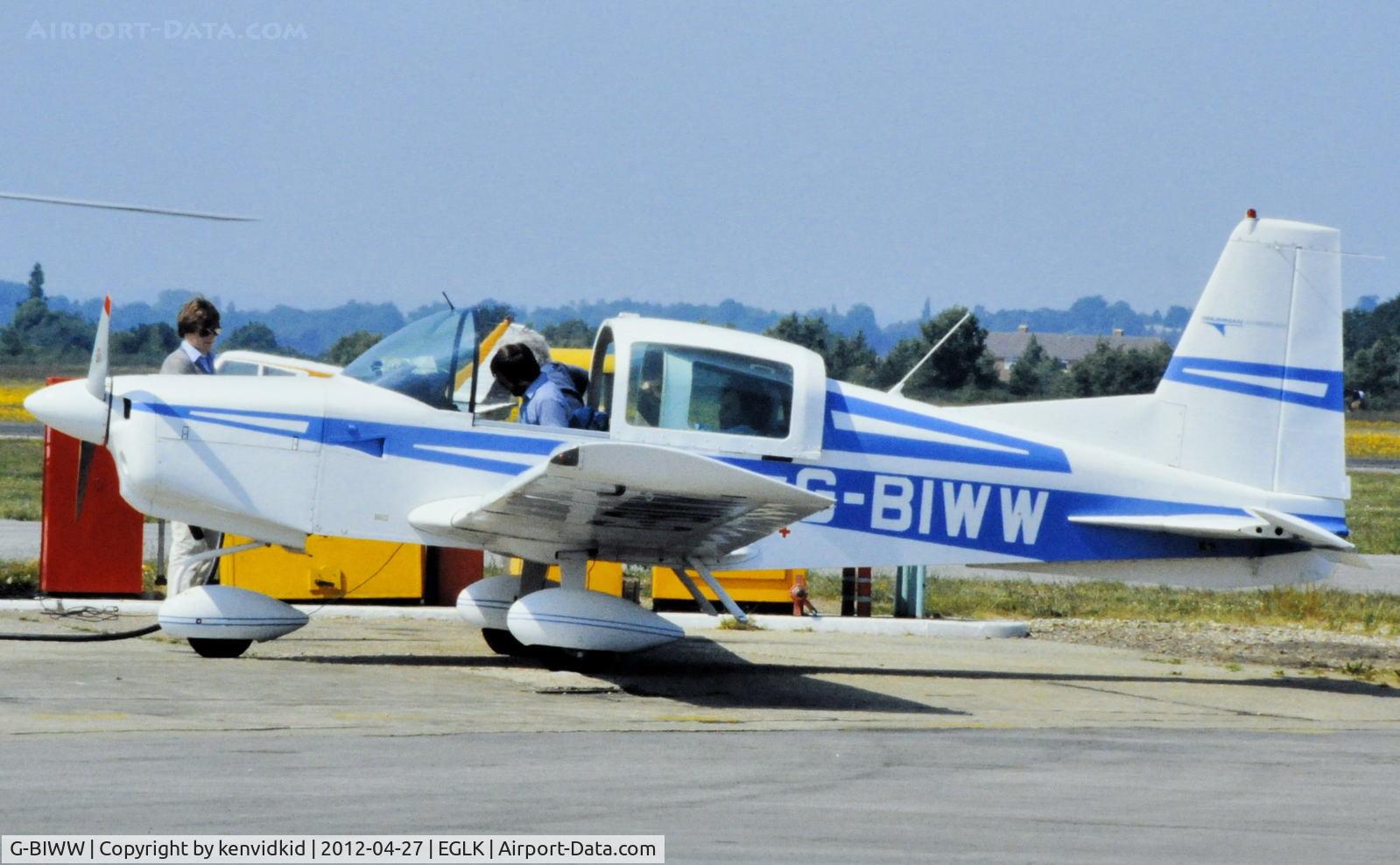 G-BIWW, 1972 American Aviation AA-5 Traveler C/N AA5-0263, At Blackbushe.