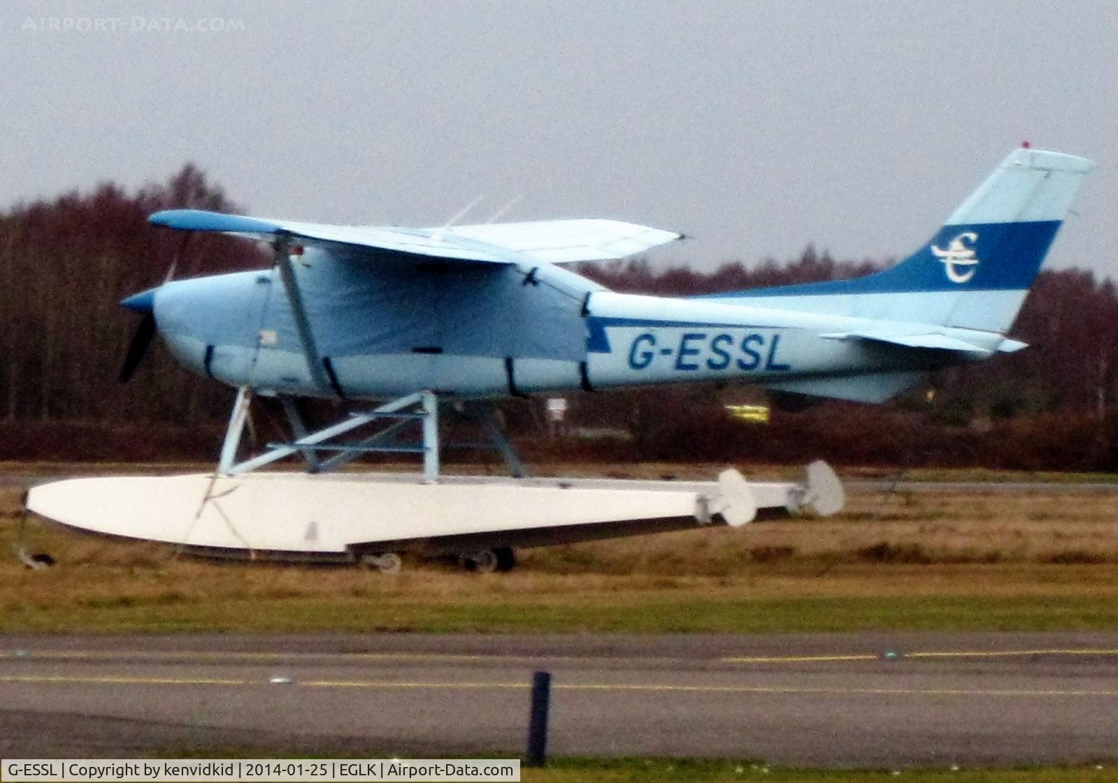 G-ESSL, 1981 Cessna 182R Skylane C/N 182-67947, At Blackbushe.