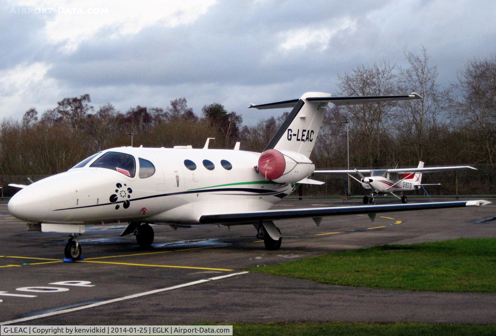 G-LEAC, 2008 Cessna 510 Citation Mustang Citation Mustang C/N 510-0075, At Blackbushe.