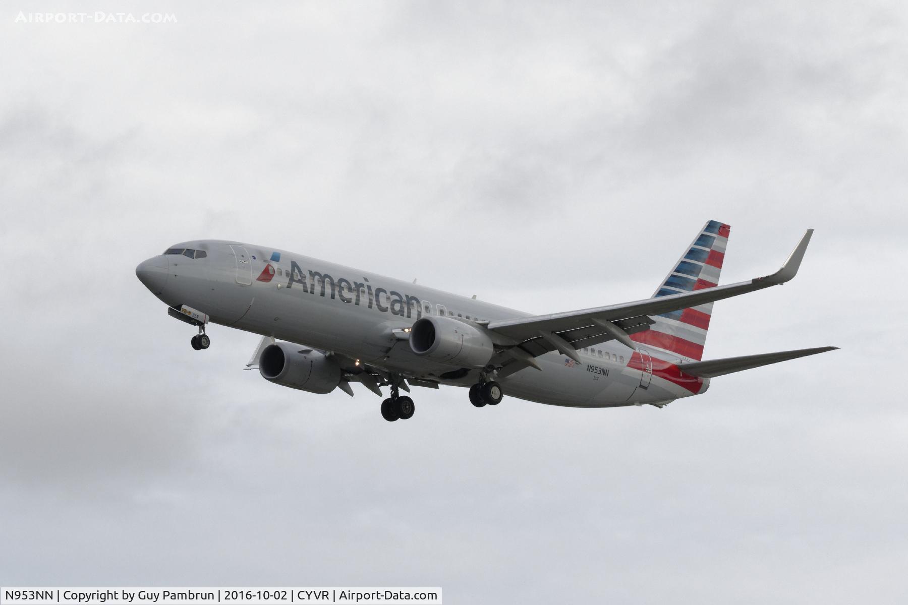 N953NN, 2014 Boeing 737-823 C/N 31196, Landing