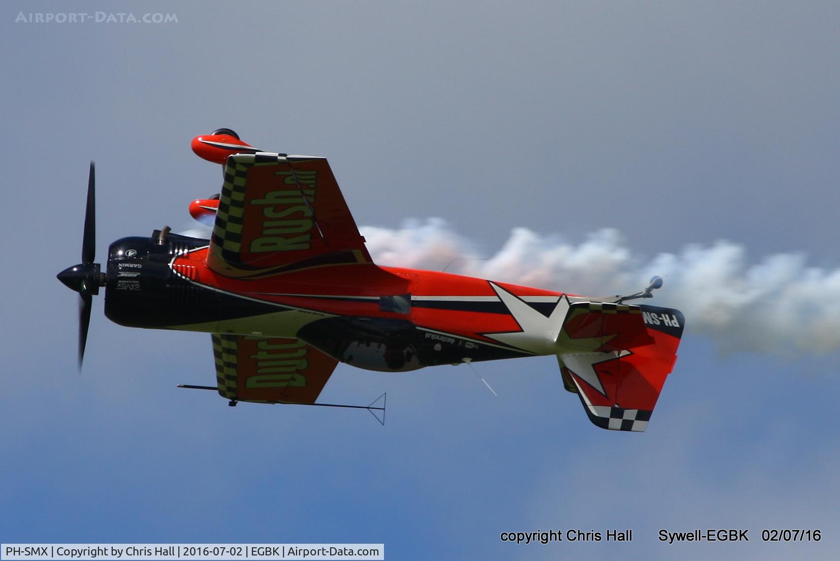 PH-SMX, 1990 Sukhoi Su-26MX C/N 5105, at Aeroexpo 2016