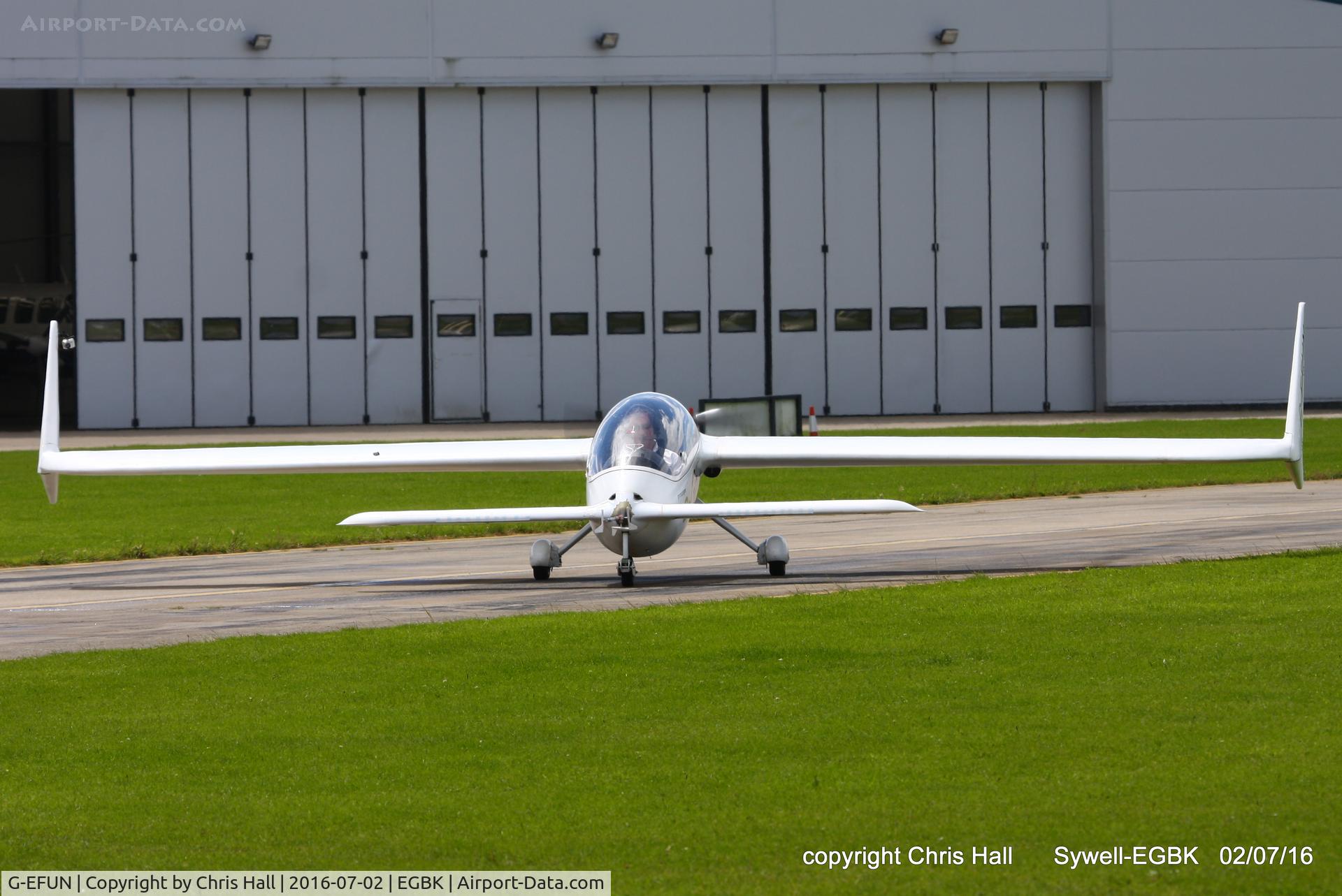 G-EFUN, 2008 e-GO Aeroplanes e-GO C/N SS001, at Aeroexpo 2016