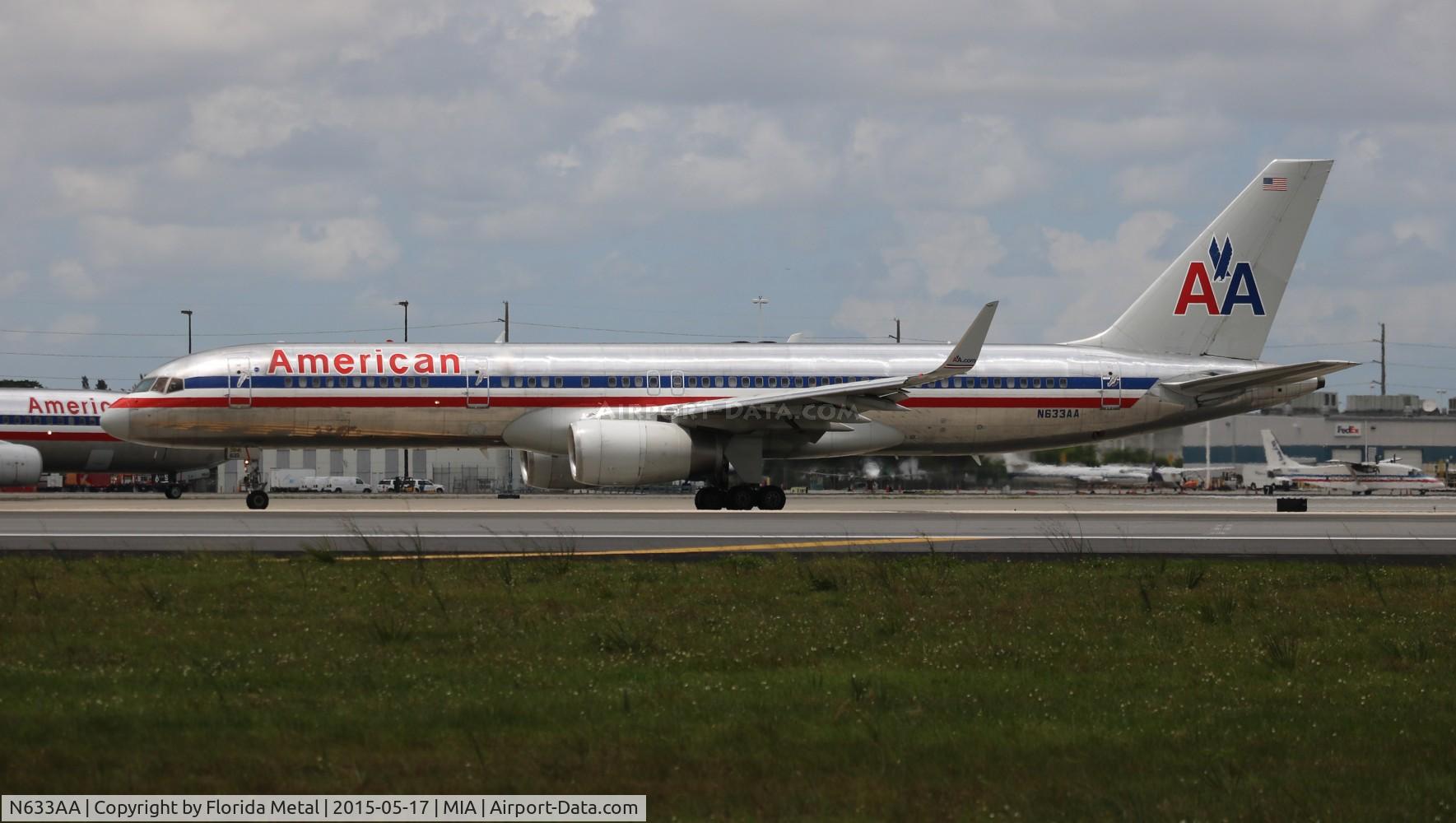 N633AA, 1990 Boeing 757-223 C/N 24591, American