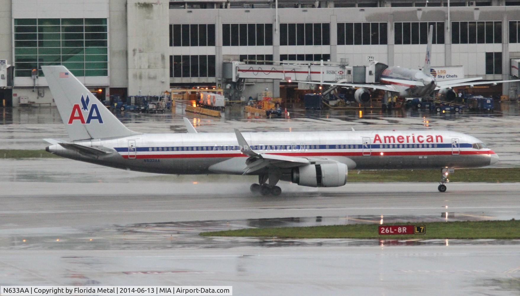 N633AA, 1990 Boeing 757-223 C/N 24591, American