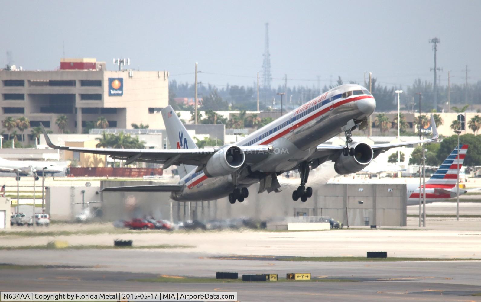 N634AA, 1990 Boeing 757-223 C/N 24592, American