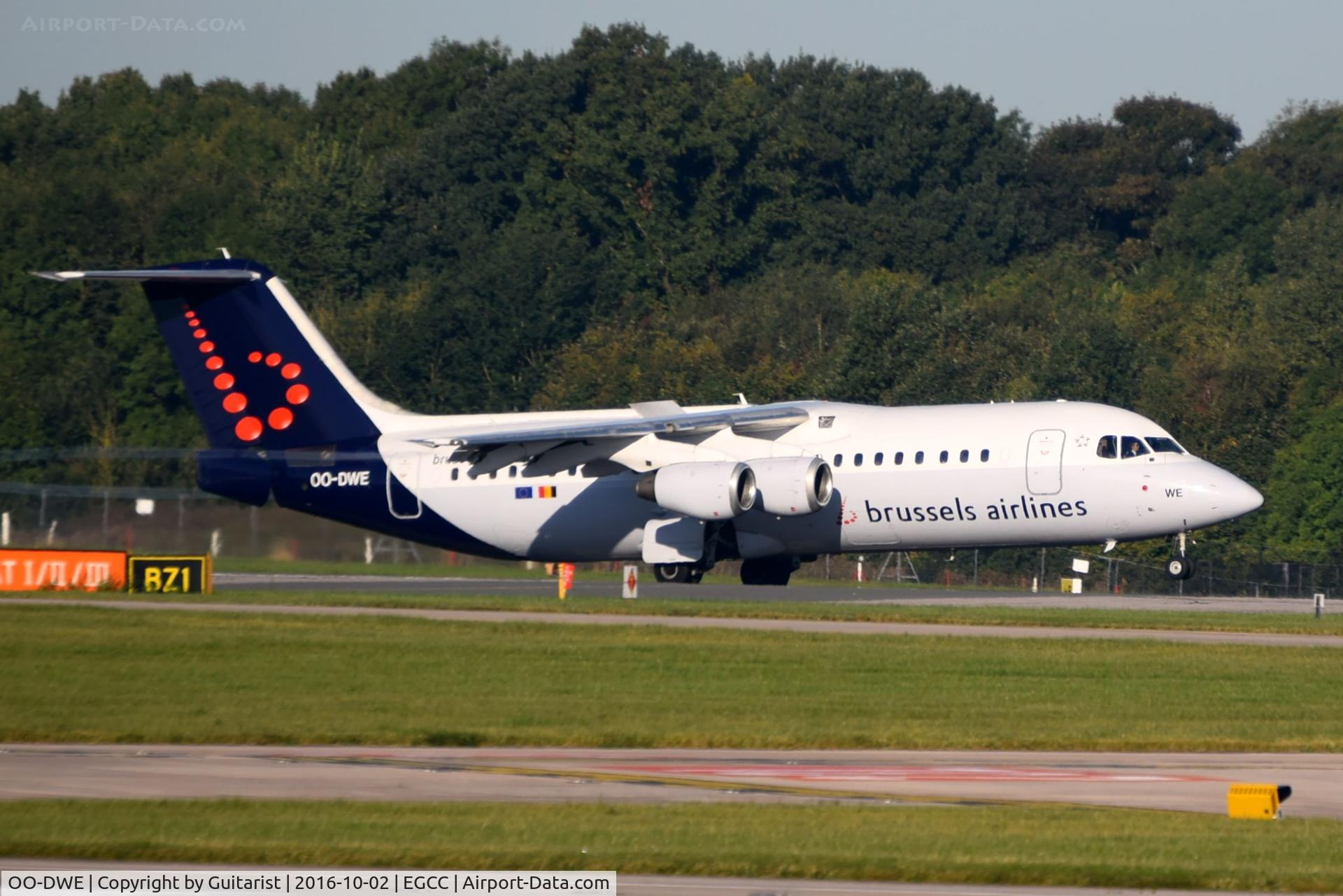 OO-DWE, 1998 British Aerospace Avro 146-RJ100 C/N E3327, At Manchester