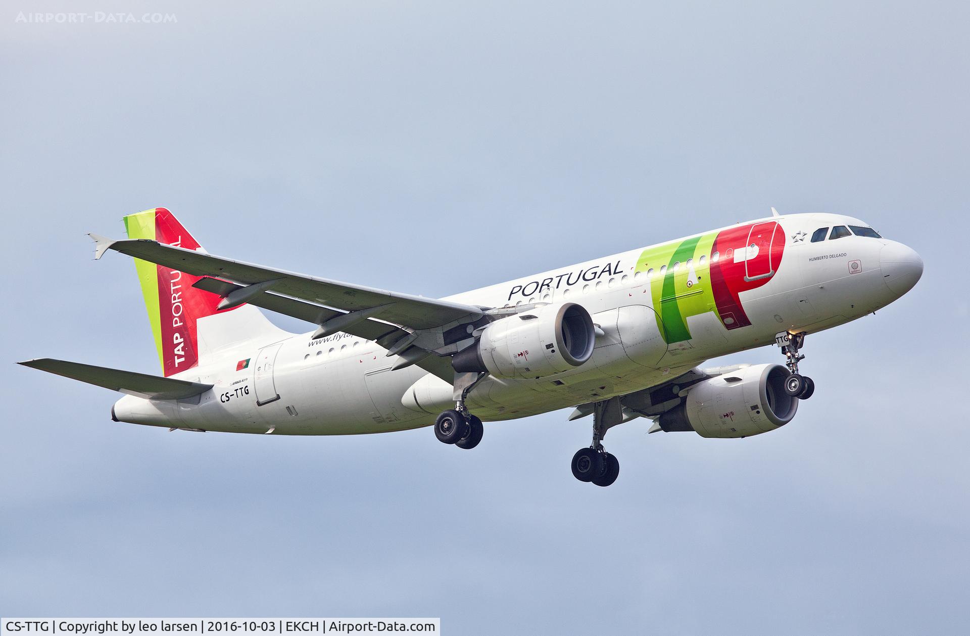 CS-TTG, 1998 Airbus A319-111 C/N 906, Copenhagen 3.10.16