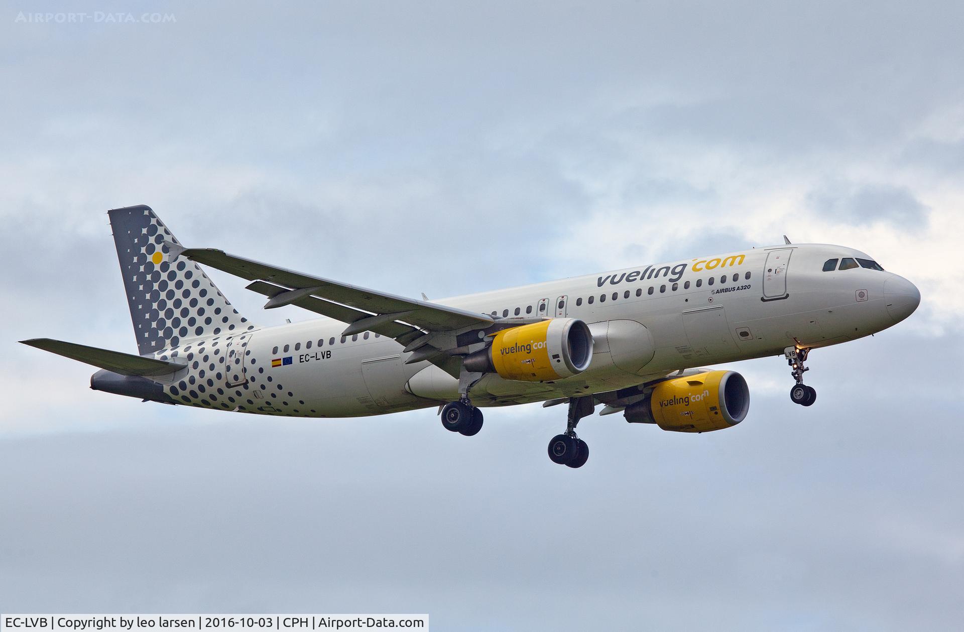 EC-LVB, 2000 Airbus A320-214 C/N 1210, Copenhagen 3.10.16
