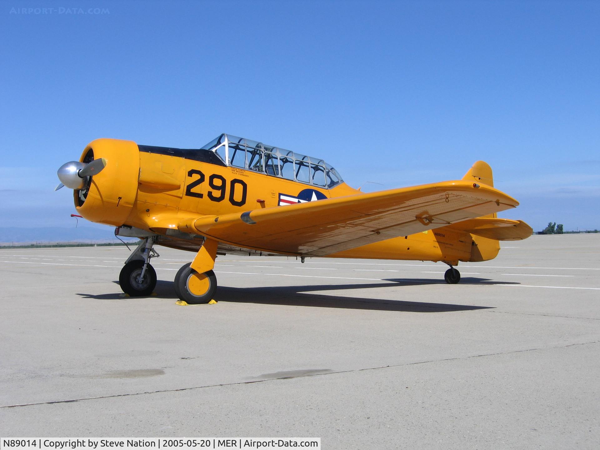 N89014, 1943 North American SNJ-5 Texan Texan C/N 84865, Commerorative Air Force SNJ-5 (BuAer 85865) as Navy SB/290 @ West Coast Formation Clinic