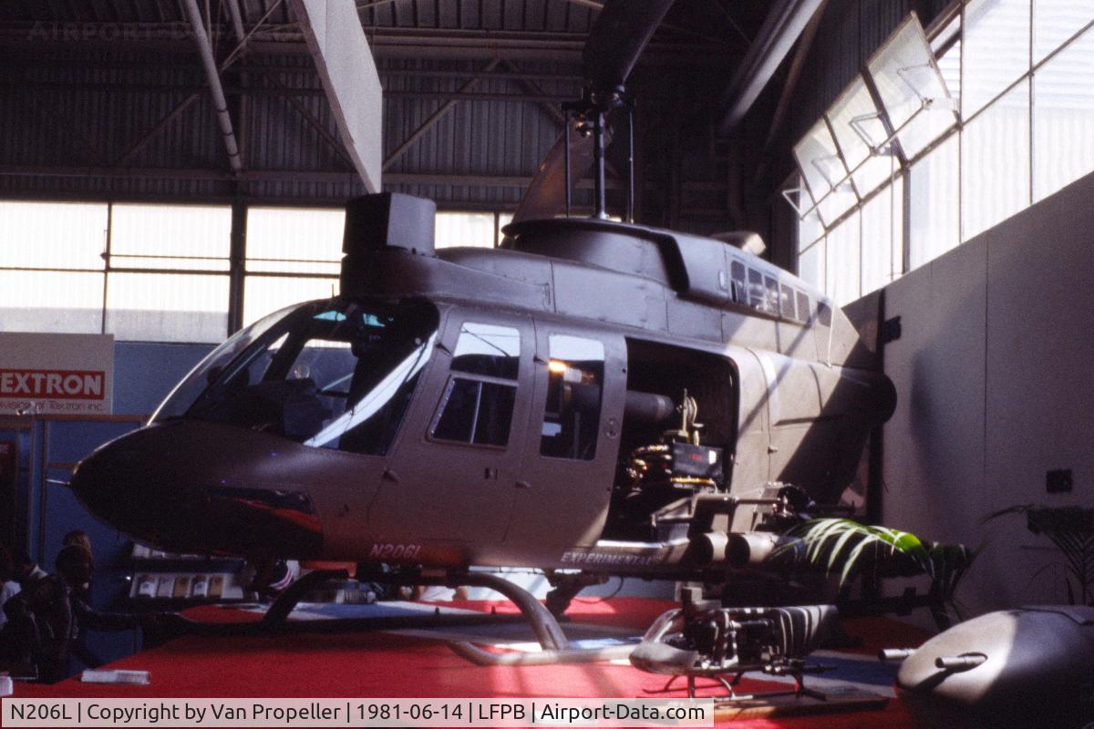 N206L, 1974 Bell 206L LongRanger LongRanger C/N 45001, Fuselage of N206L at Le Bourget in 1981. It was used to demonstrate the proposed TexasRanger version of the 206L