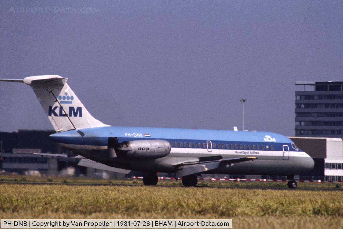 PH-DNB, 1965 Douglas DC-9-15 C/N 45719, KLM Douglas DC-9-15 landing at Schiphol airport, the Netherlands