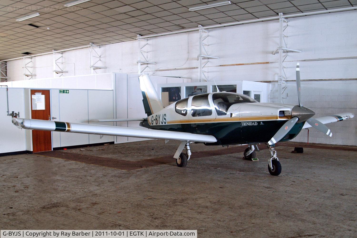 G-BYJS, 1999 Socata TB-20 Trinidad C/N 1875, Socata TB-20 Trinidad [1875] Oxford-Kidlington~G 01/10/2011