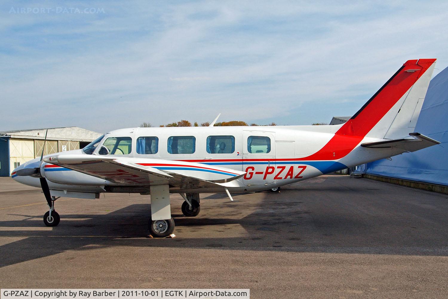 G-PZAZ, 1974 Piper PA-31-350 Navajo Chieftain C/N 31-7405214, Piper PA-31-350 Navajo Chieftain [31-7405214] (Air Medical Ltd) Oxford-Kidlington~G 01/10/2011