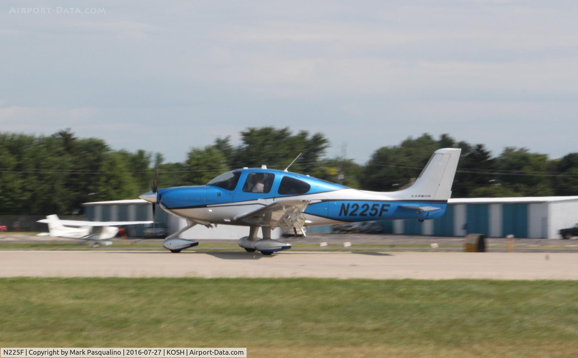 N225F, 2016 Cirrus SR22 C/N 4330, Cirrus SR22