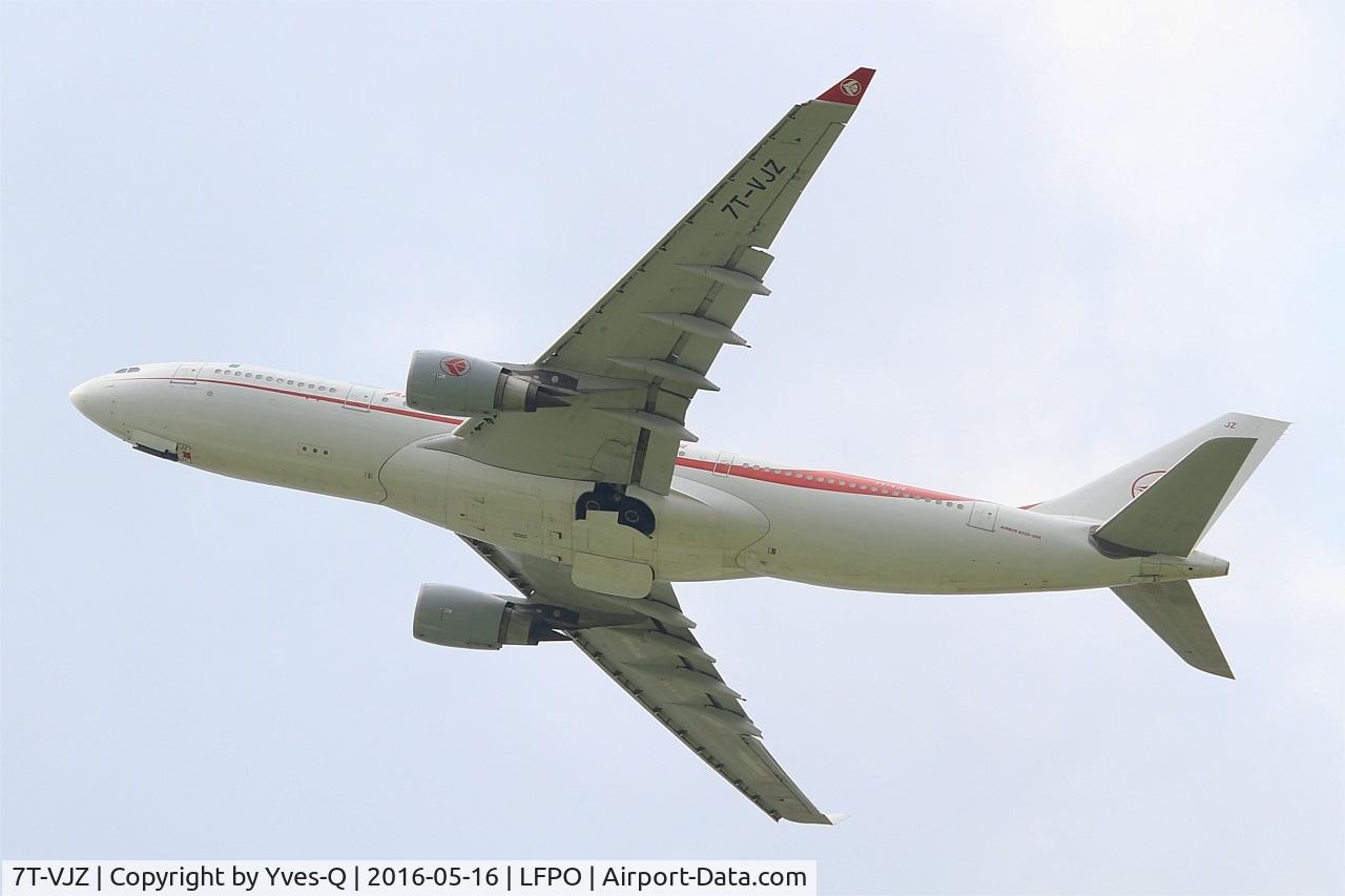 7T-VJZ, 2005 Airbus A330-202 C/N 667, Airbus A330-202, Take off rwy 24, Paris Orly Airport (LFPO-ORY)