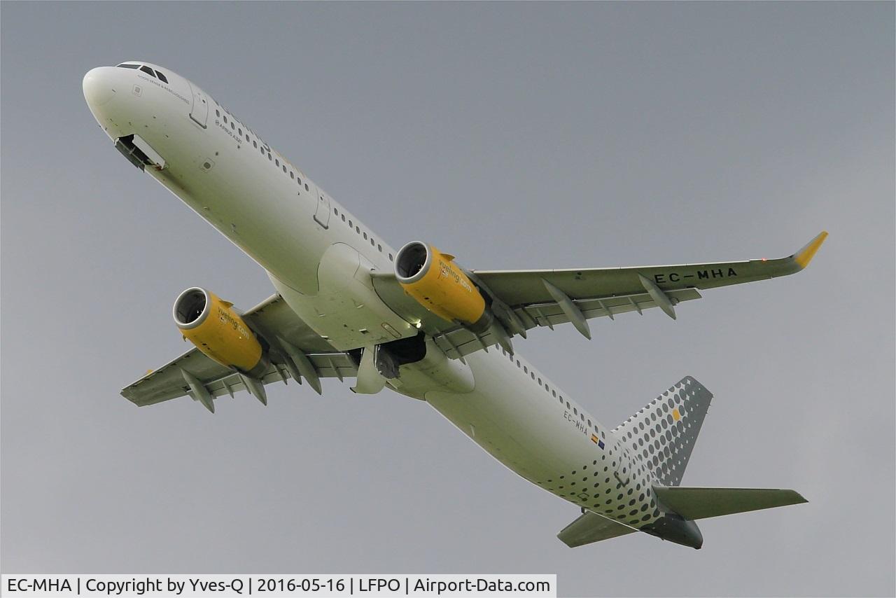 EC-MHA, 2015 Airbus A321-231 C/N 6684, Airbus A321-231, Take off Rwy 24, Paris-Orly Airport (LFPO-ORY)