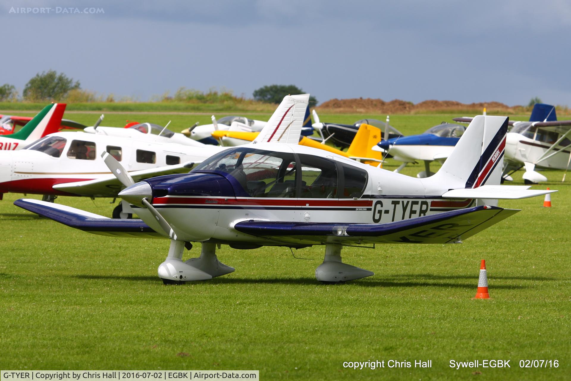 G-TYER, 2000 Robin DR-400-500 President C/N 21, at Aeroexpo 2016