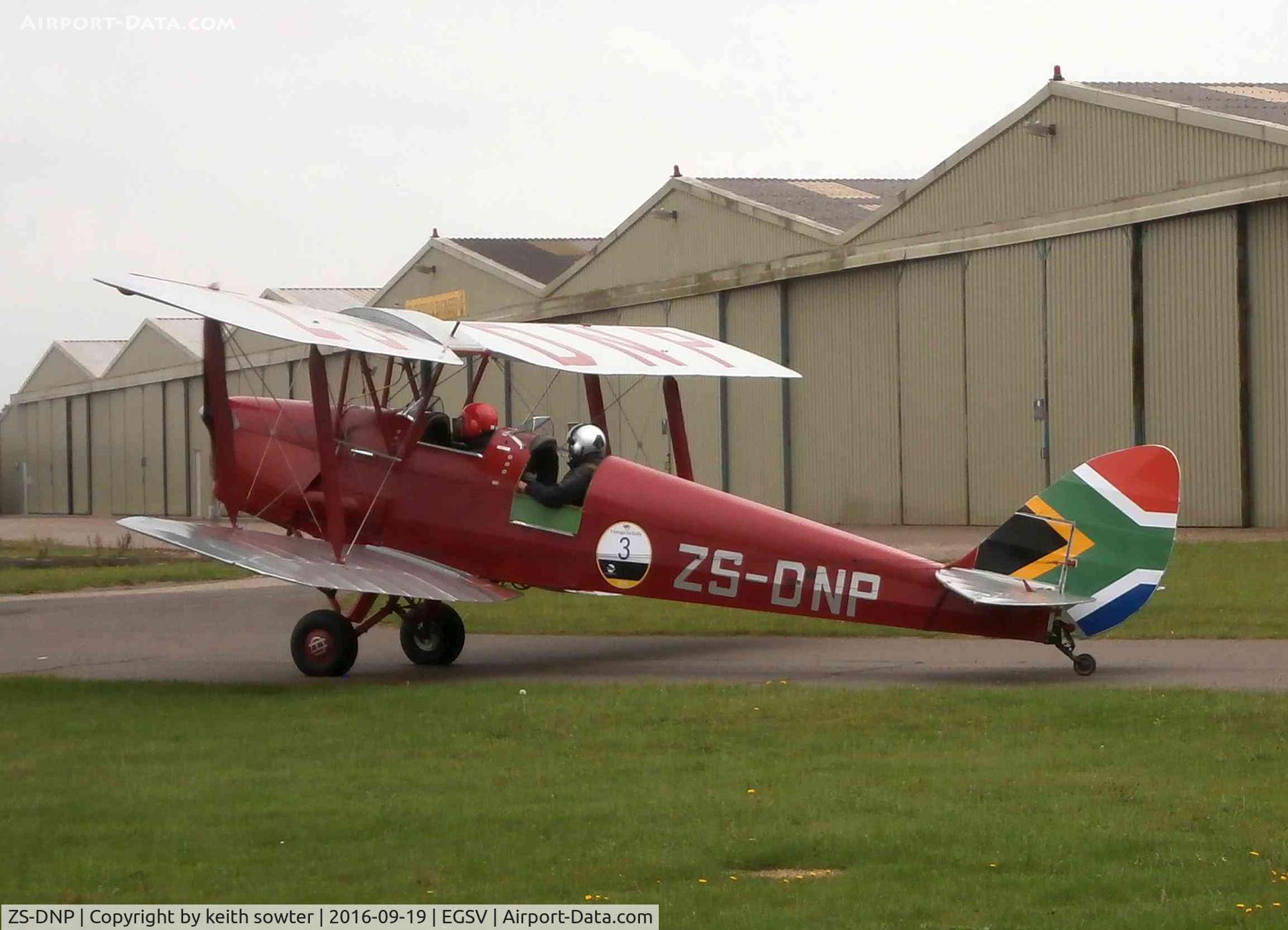 ZS-DNP, De Havilland DH-82A Tiger Moth II C/N 84305, Taxying for departure