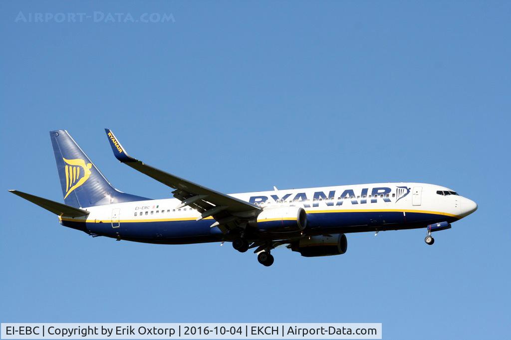 EI-EBC, 2009 Boeing 737-8AS C/N 37520, EI-EBC landing rw 04L
