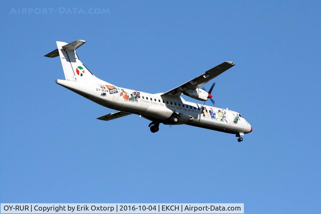 OY-RUR, 1989 ATR 72-201 C/N 145, OY-RUR landing rw 04L