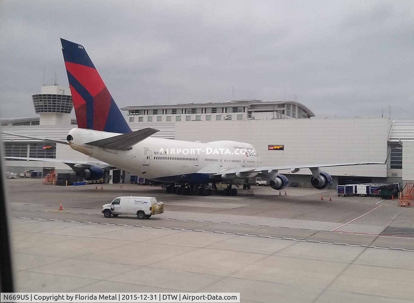 N669US, 1990 Boeing 747-451 C/N 24224, Delta