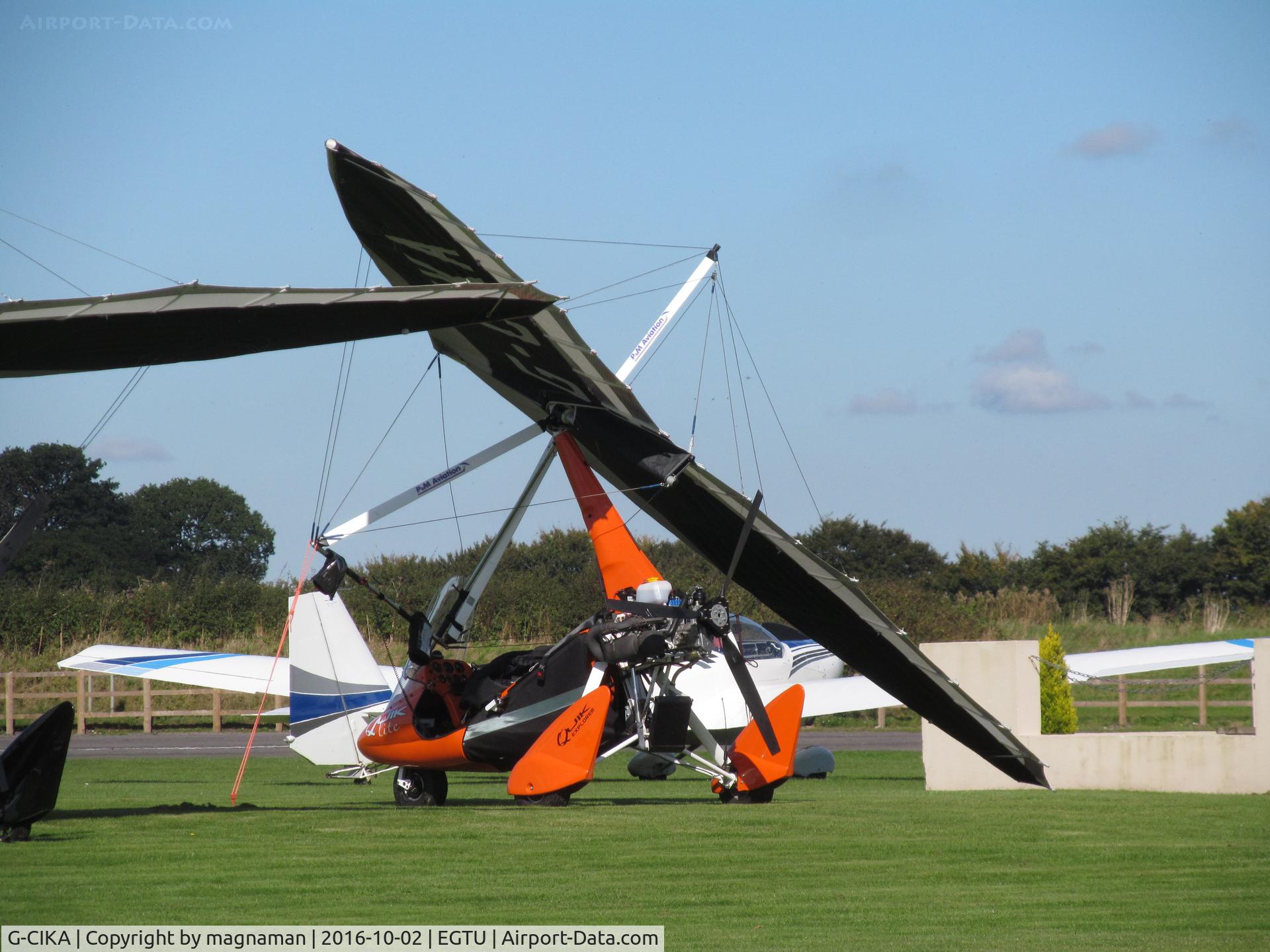 G-CIKA, Pegasus Quik Lite C/N 8698, at dunkeswell with friend