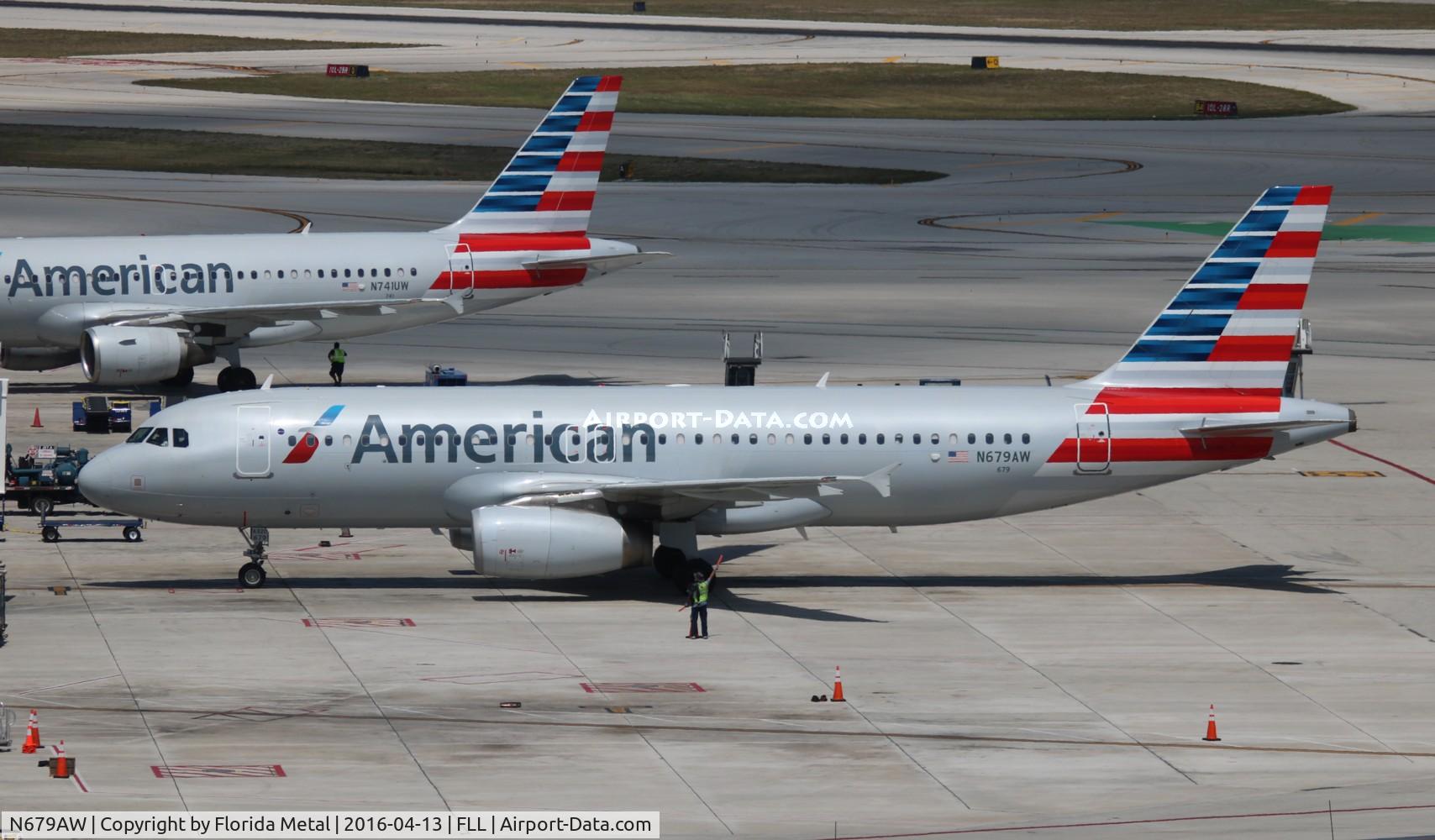 N679AW, 2005 Airbus A320-232 C/N 2613, American