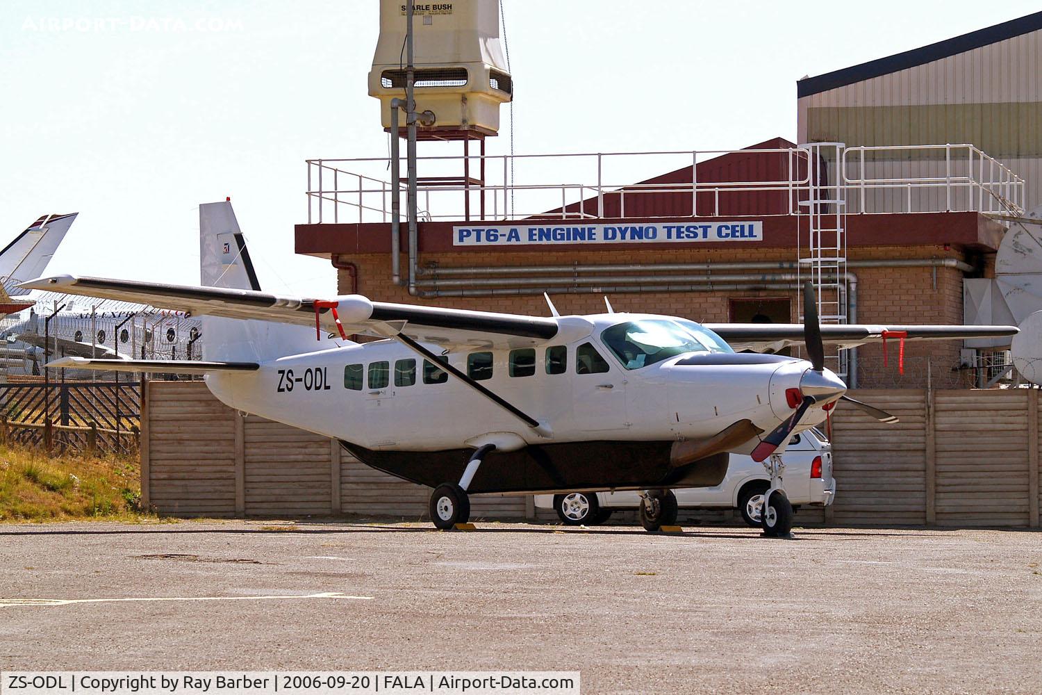 ZS-ODL, 1990 Cessna 208B Grand Caravan C/N 208B0155, Cessna 208B Grand Caravan [208B-0155] Lanseria~ZS 20/09/2006
