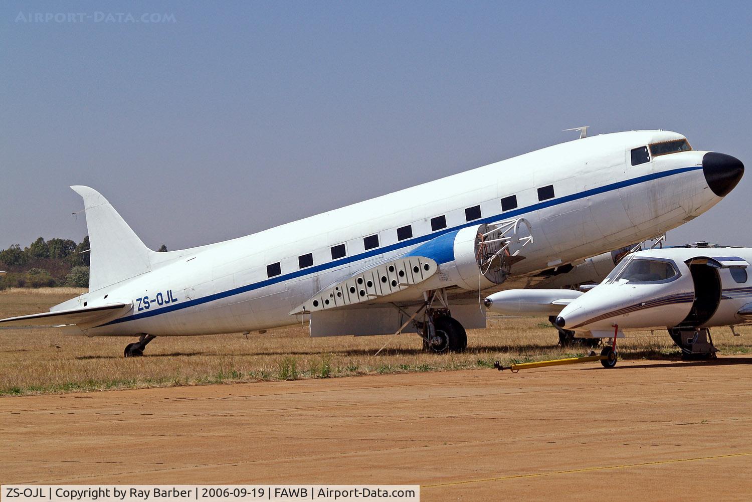 ZS-OJL, 1944 Douglas DC-3 Turbo (C-47B-35-DK) C/N 33313/16565, Douglas DC-3 C-47B-35-DK [16565/33313] (Dodson Aviation) Pretoria-Wonderboom~ZS 19/09/2006