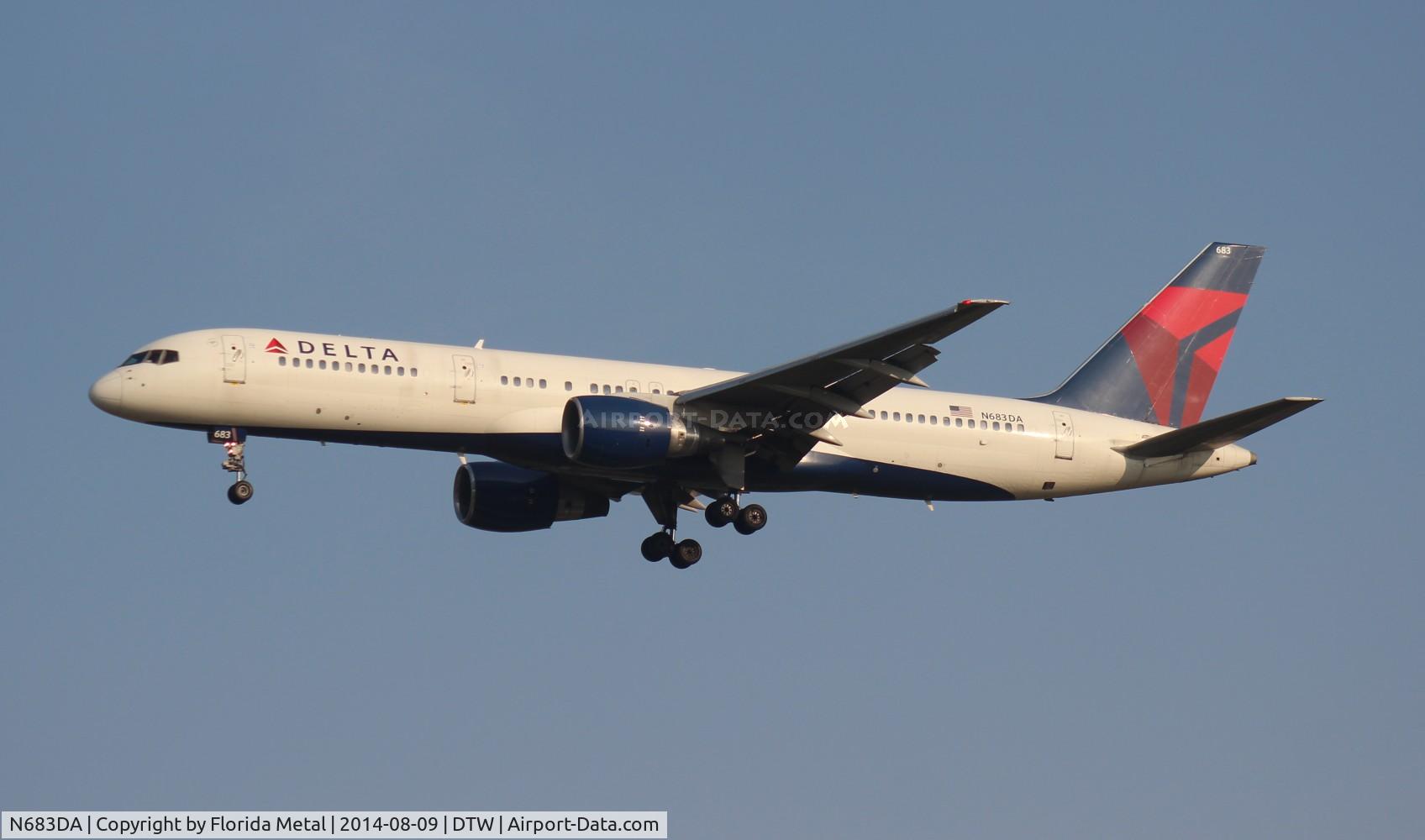 N683DA, 1993 Boeing 757-232 C/N 27103, Delta