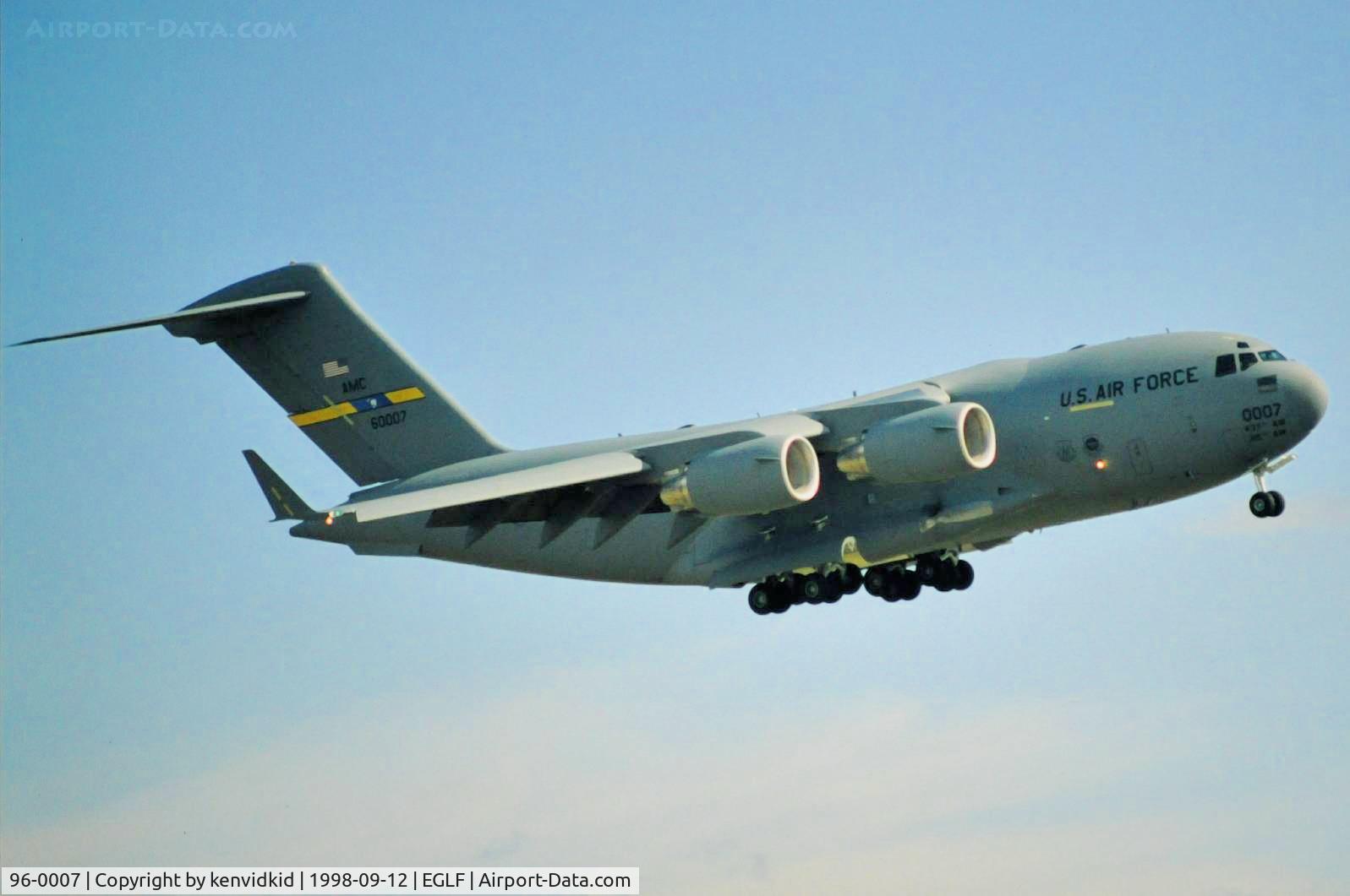 96-0007, 1996 McDonnell Douglas C-17A Globemaster III C/N P-39, Displaying at the 1998 Farnborough International Air Show.