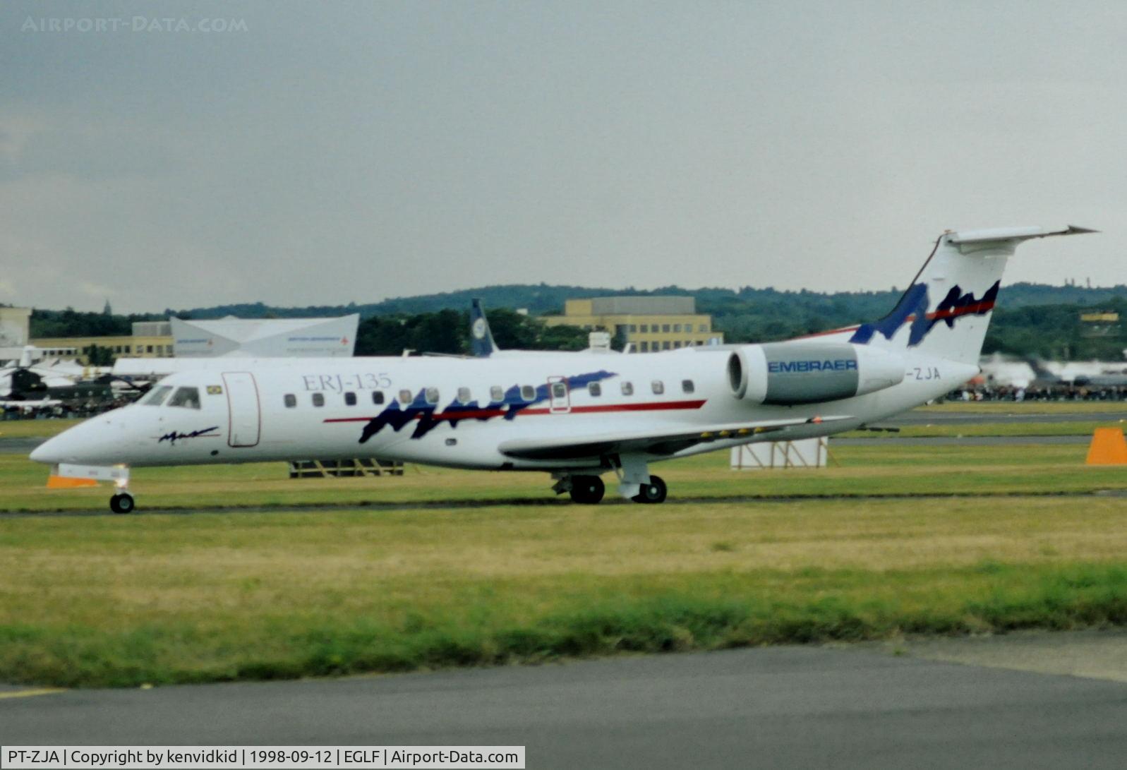 PT-ZJA, Embraer EMB-135KE (ERJ-140ER) C/N 145001, Taxying for take off at the 1998 Farnborough International Air Show.