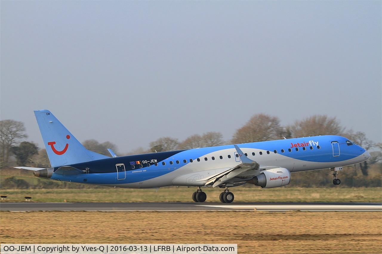 OO-JEM, 2013 Embraer 190STD (ERJ-190-100STD) C/N 19000603, Embraer ERJ-190-100STD, Landing rwy 07R, Brest-Bretagne Airport (LFRB-BES)