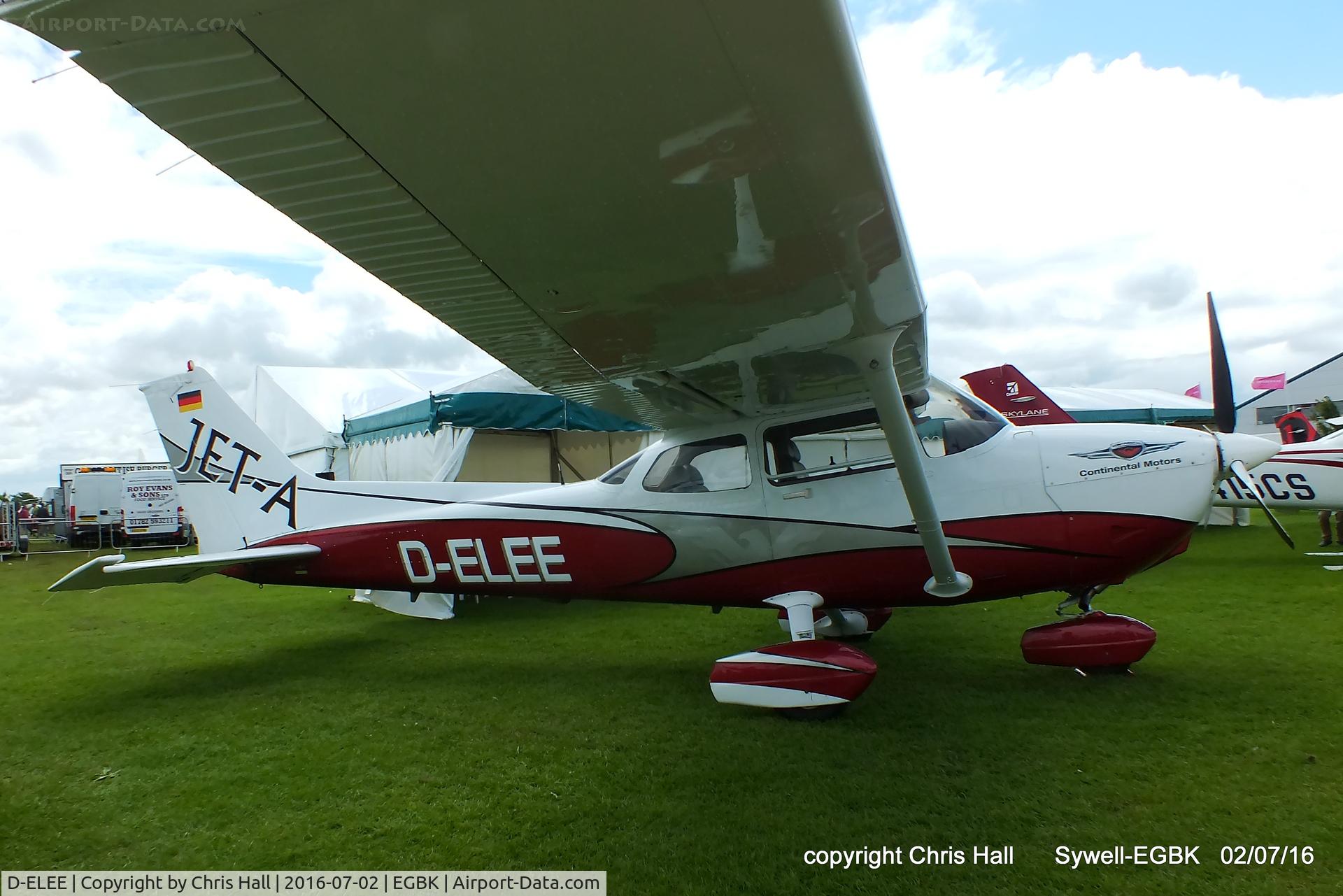 D-ELEE, 2005 Cessna 172S Skyhawk C/N 172S10099, at Aeroexpo 2016