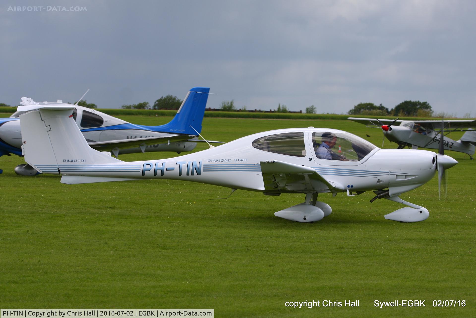 PH-TIN, 2008 Diamond DA-40DTDI Diamond Star C/N D4.205, at Aeroexpo 2016