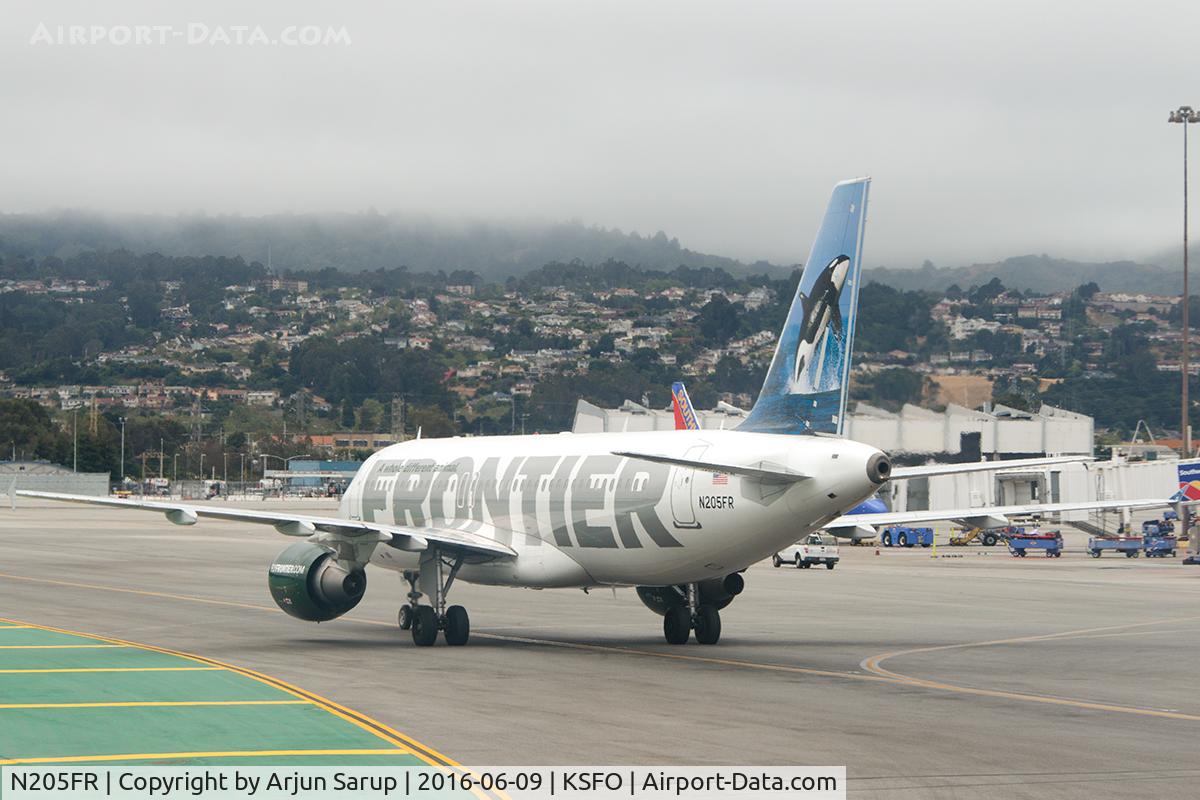 N205FR, 2010 Airbus A320-214 C/N 4253, 'Ozzy' taxiing out for departure.