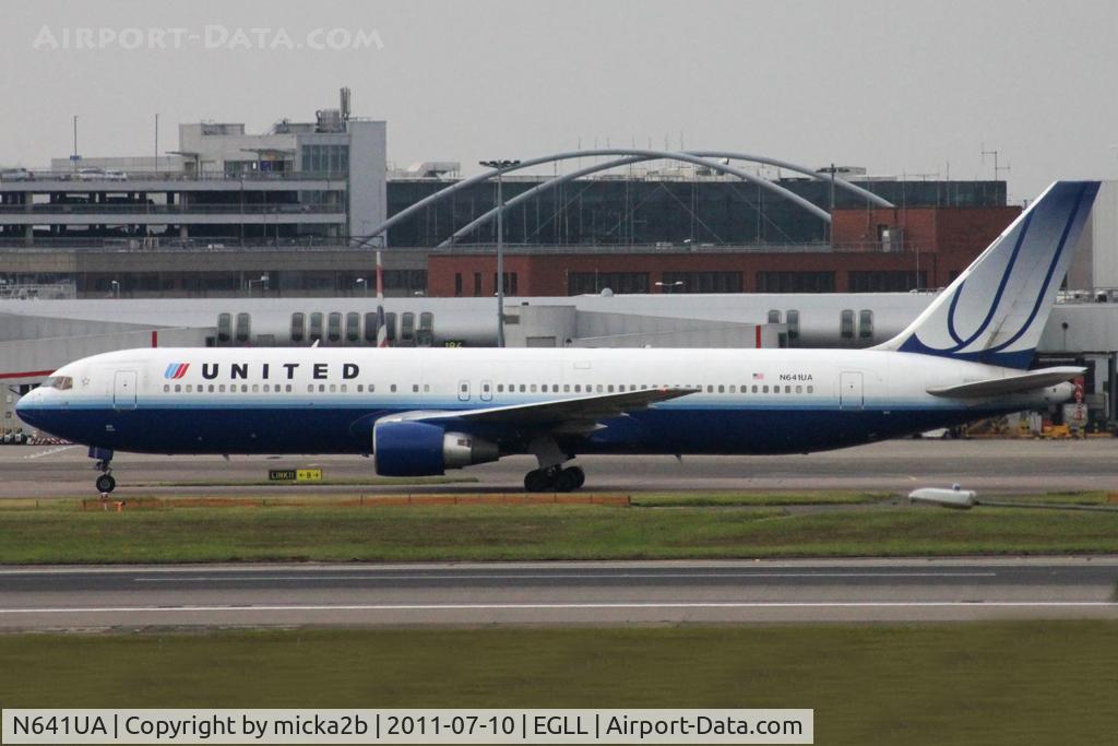 N641UA, 1991 Boeing 767-322/ER C/N 25091, Taxiing