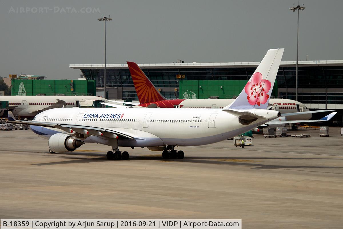 B-18359, 2012 Airbus A330-302 C/N 1367, Taxiing out for departure from IGIA T-3.