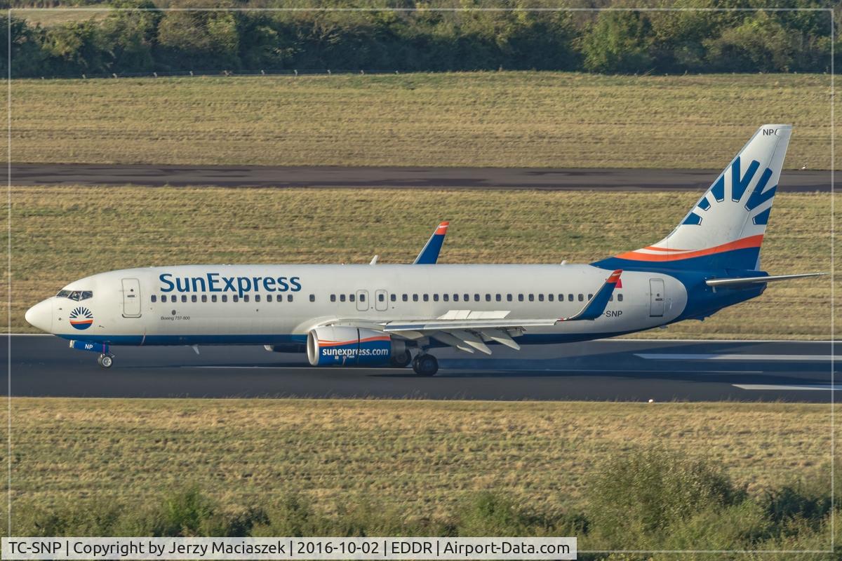 TC-SNP, 2010 Boeing 737-8HC C/N 40777, Boeing 737-8HC