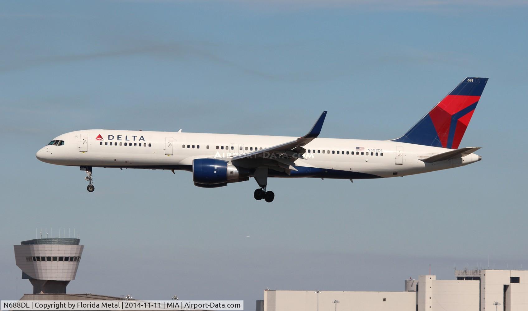 N688DL, 1998 Boeing 757-232 C/N 27587, Delta