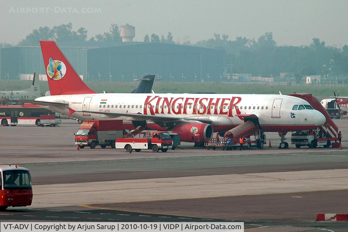 VT-ADV, 2005 Airbus A320-232 C/N 2366, On the apron at IGIA T-1.
