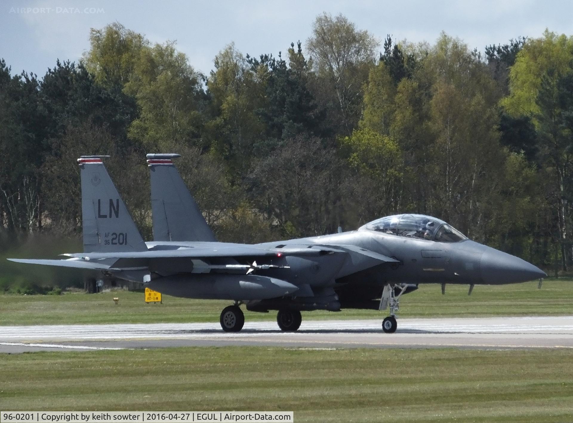 96-0201, 1996 McDonnell Douglas F-15E Strike Eagle C/N 1331/E211, Taxying onto the runway