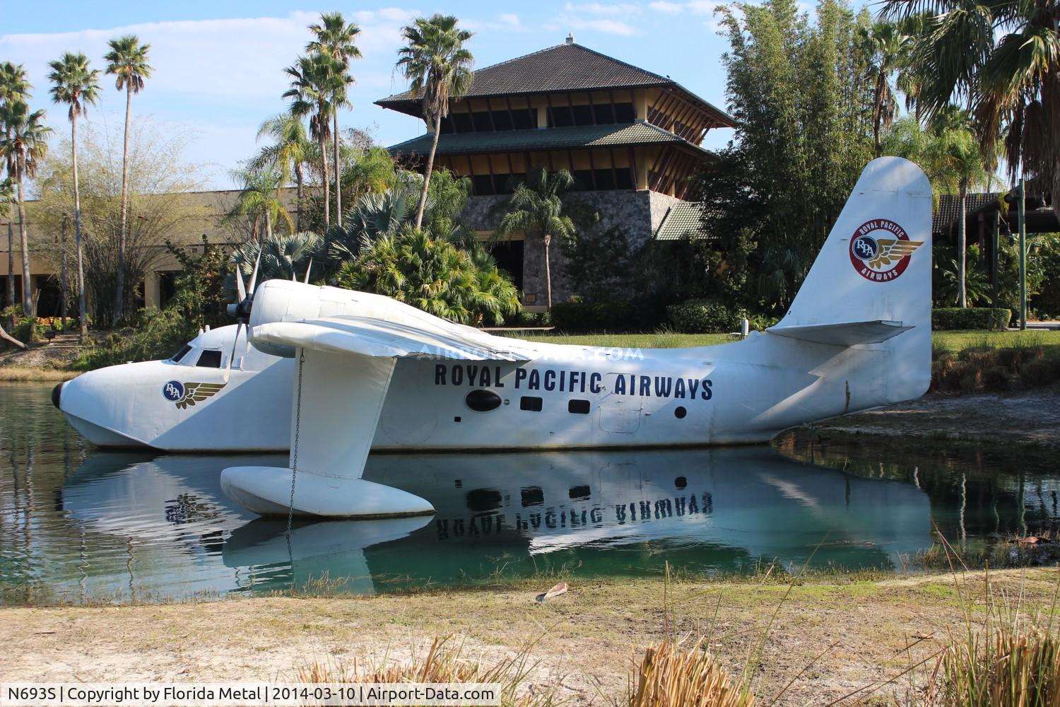 N693S, Grumman HU-16D C/N 141266, HU-16D in front of a hotel at Universal Orlando