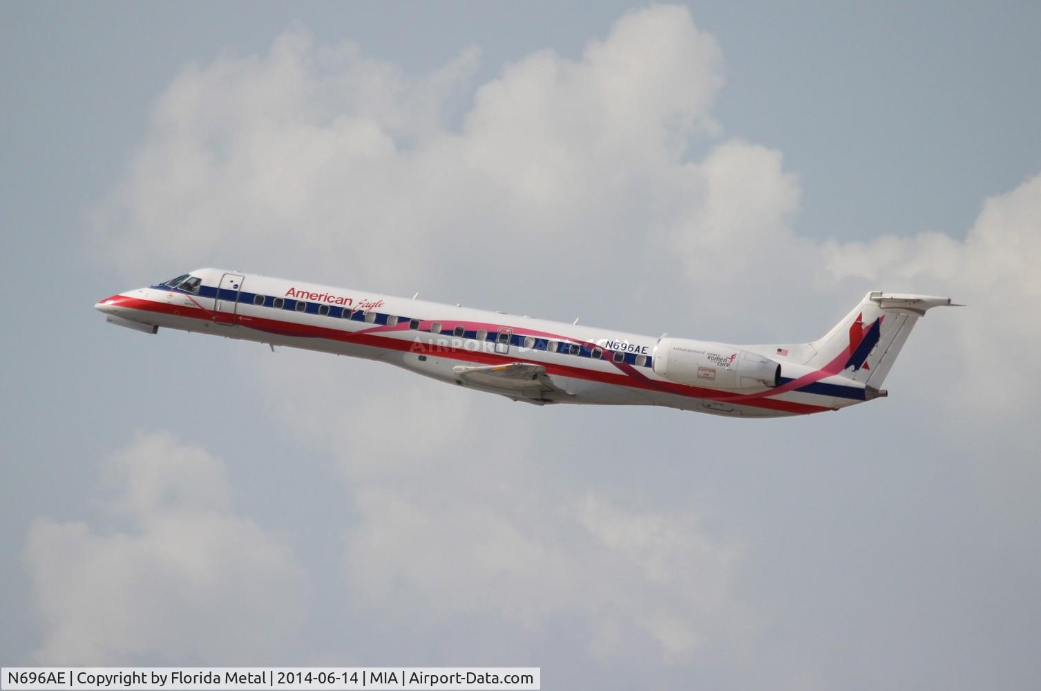 N696AE, 2004 Embraer ERJ-145LR (EMB-145LR) C/N 14500874, American Eagle