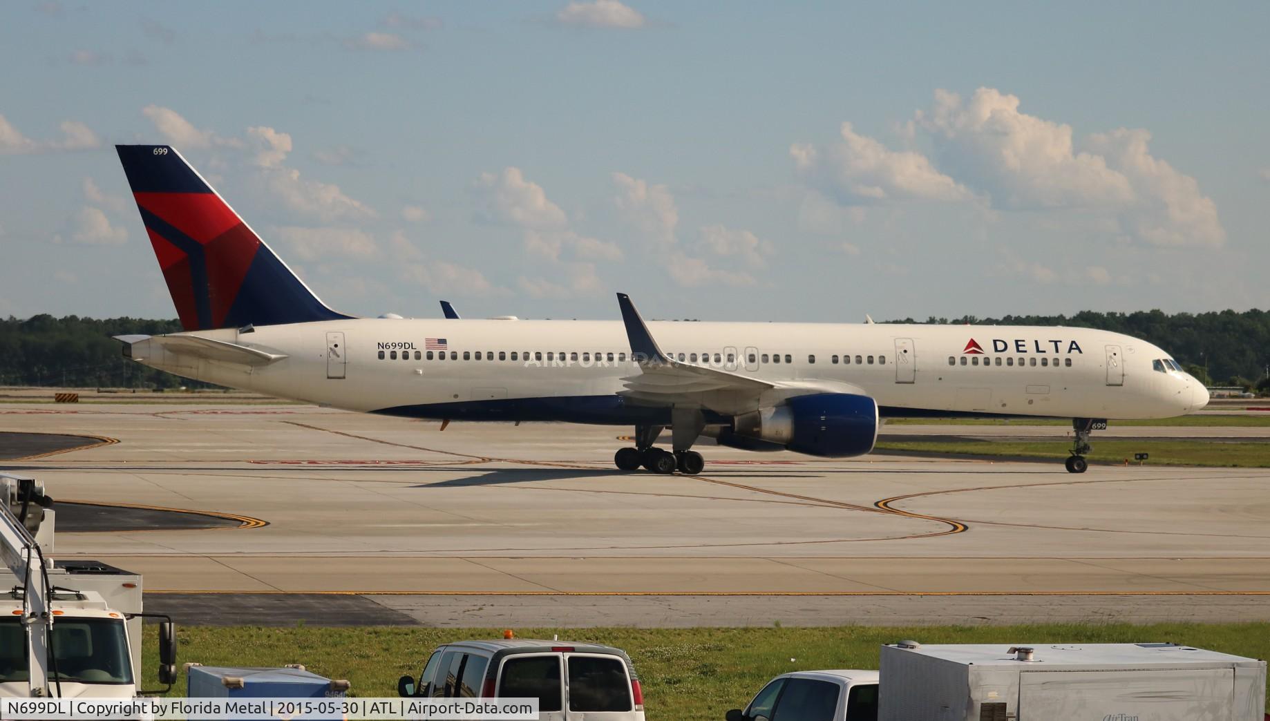 N699DL, 1999 Boeing 757-232 C/N 29970, Delta